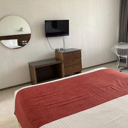 Hotel Y Parque Acuatico La Caldera Abasolo Eksteriør billede
