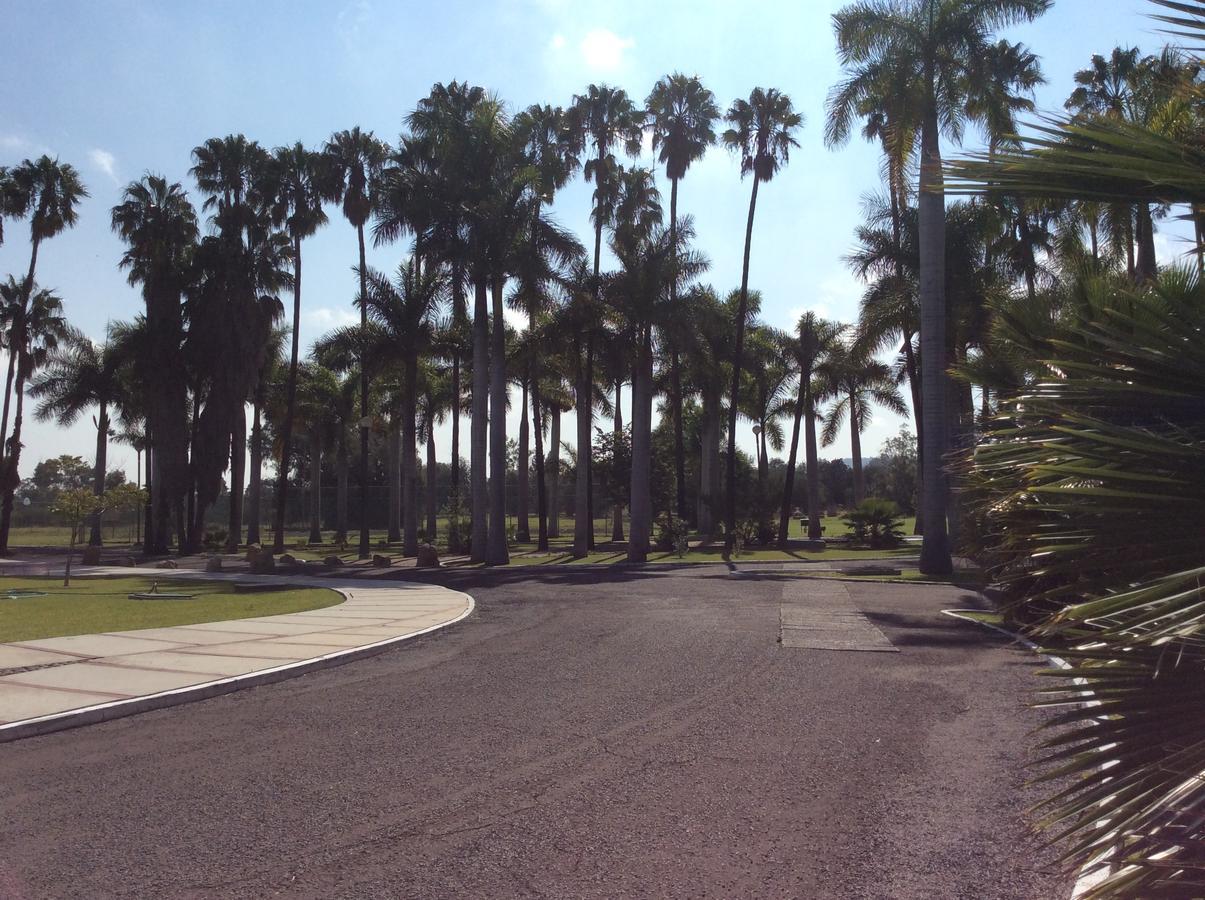 Hotel Y Parque Acuatico La Caldera Abasolo Eksteriør billede